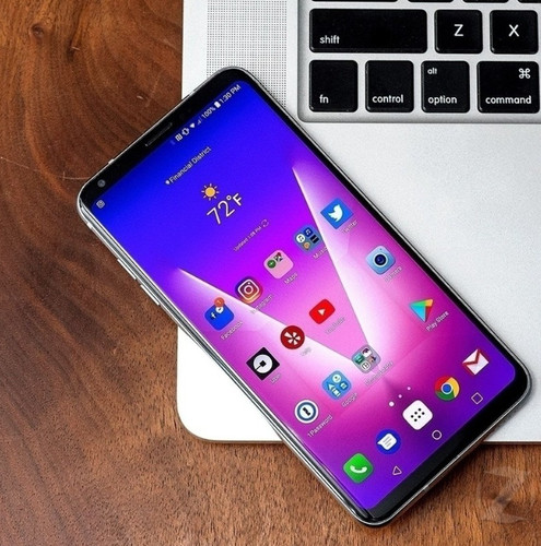 Smartphone v30 vs996 oled - g, p-oled